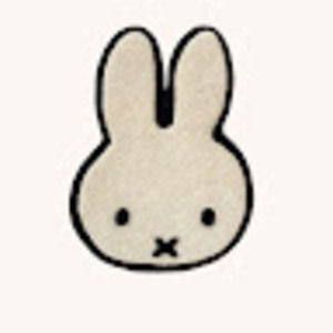 Meet your Posher, Naomi